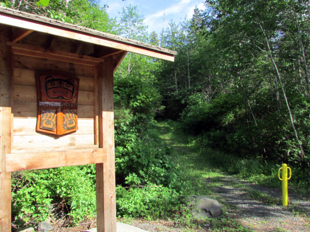 Commuter-Trail-sign