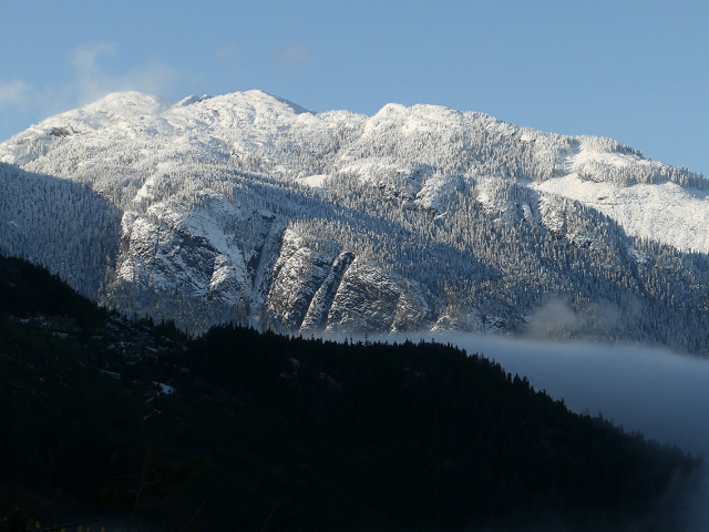 Mtns-W-of-Buttle-Dec-22